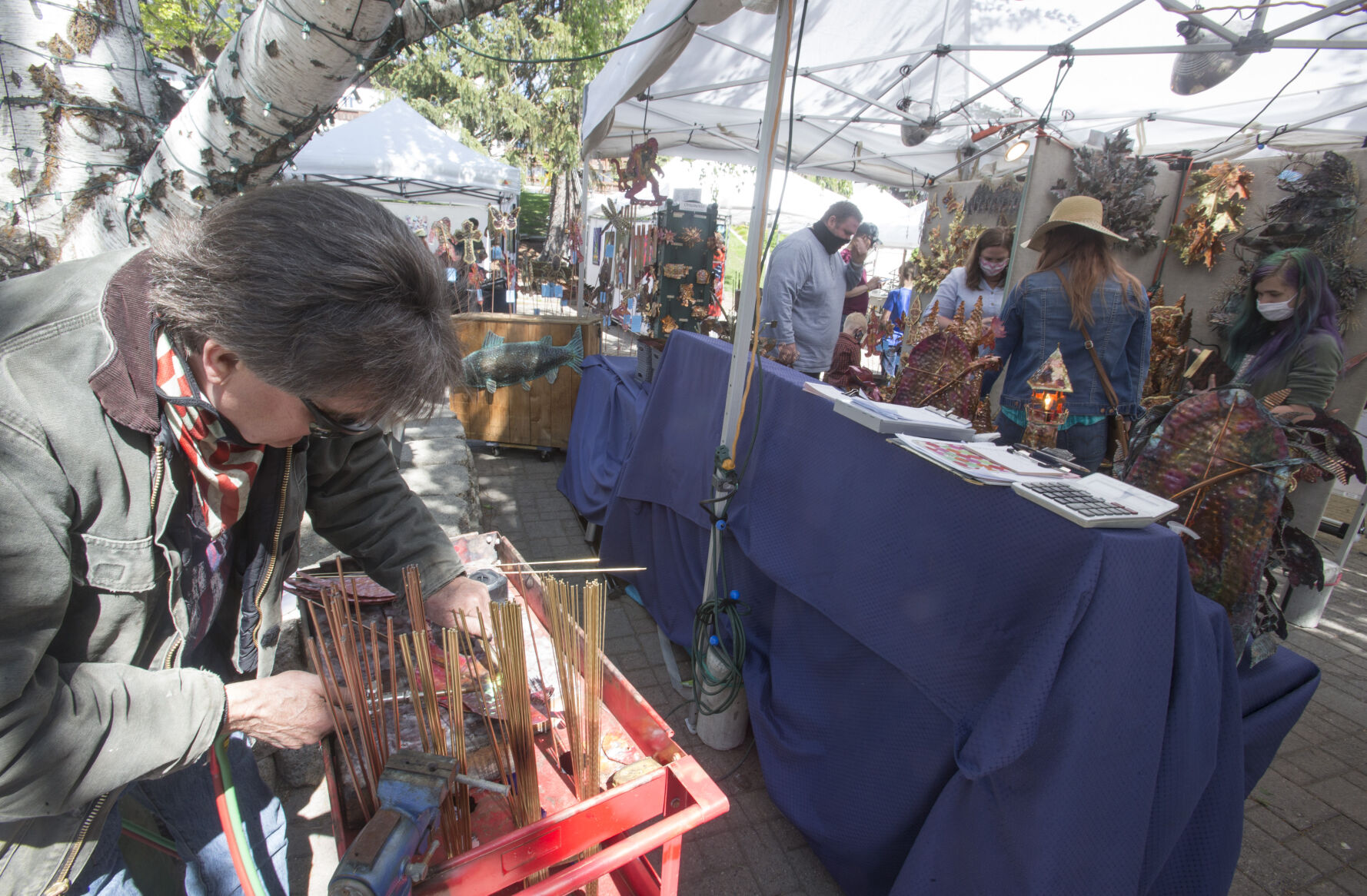 210511-newslocal-market 03.JPG